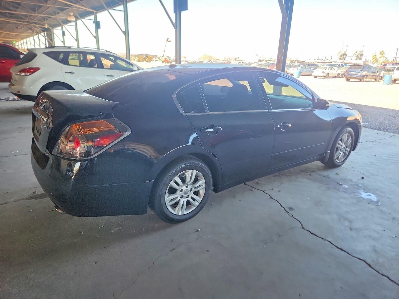 2011 Nissan Altima 2.5 - Image 3