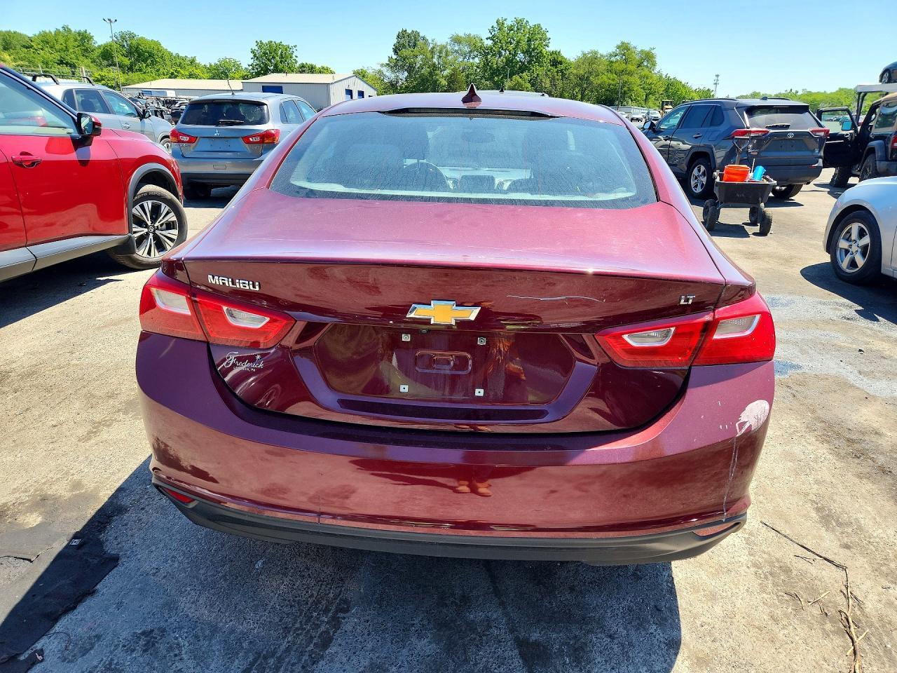 2016 Chevrolet Malibu - Image 6