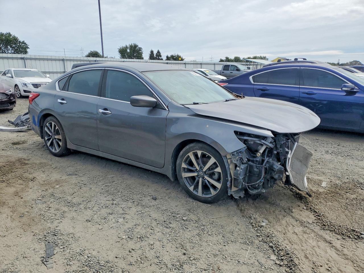 2016 Nissan Altima 2.5 Sr - Фото 4
