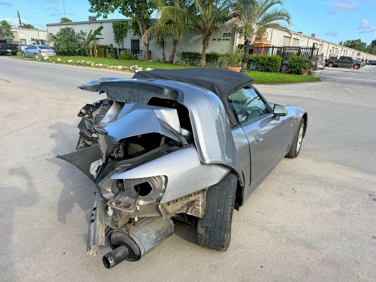 2003 Honda S2000 - Фото 3