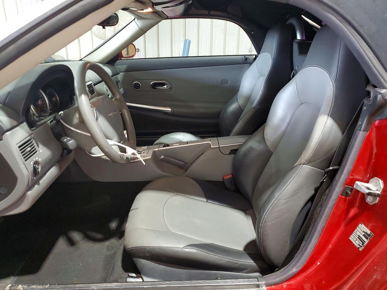 2005 Chrysler Crossfire Limited - Image 7