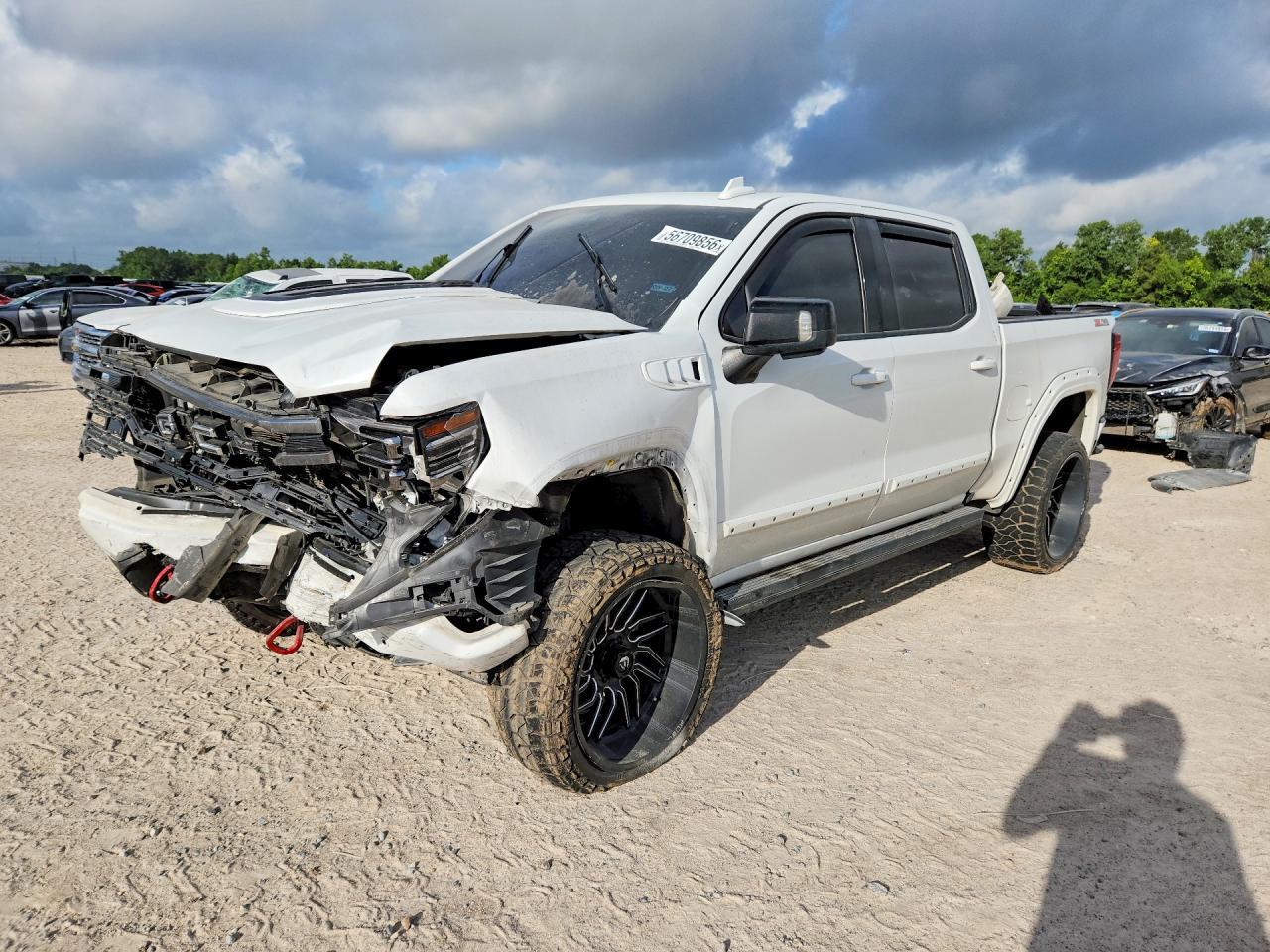 2023 GMC Sierra K1500 At4