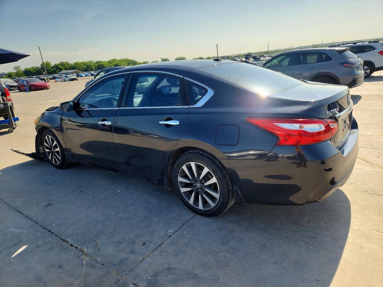 2017 Nissan Altima 2.5 Sv - Фото 2