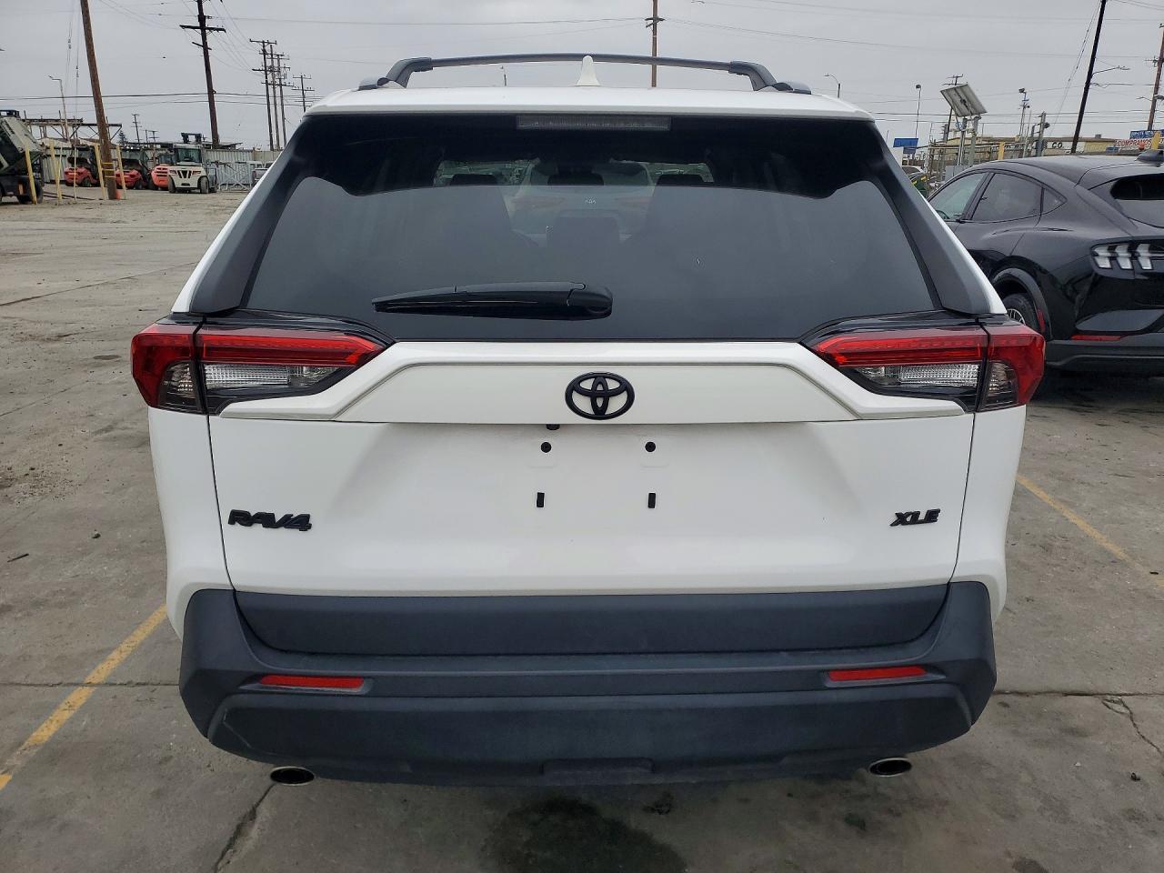 2024 Toyota Rav4 Xle - Фото 6