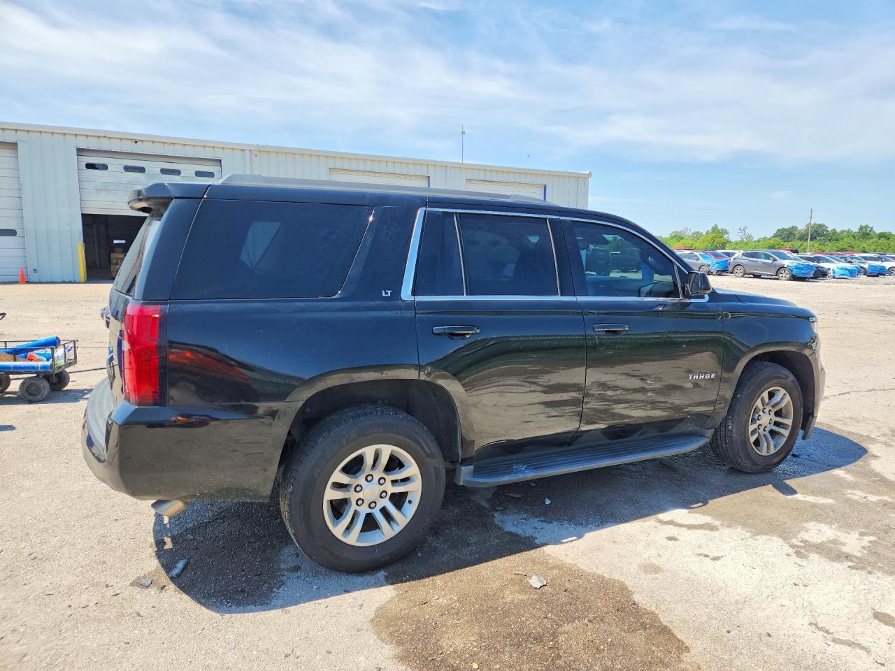 2017 Chevrolet Tahoe C1500 Lt - Image 3