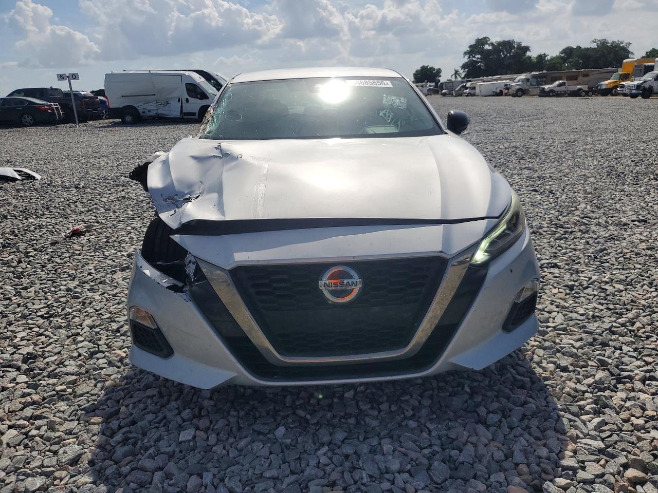 2020 Nissan Altima Sr - Image 5