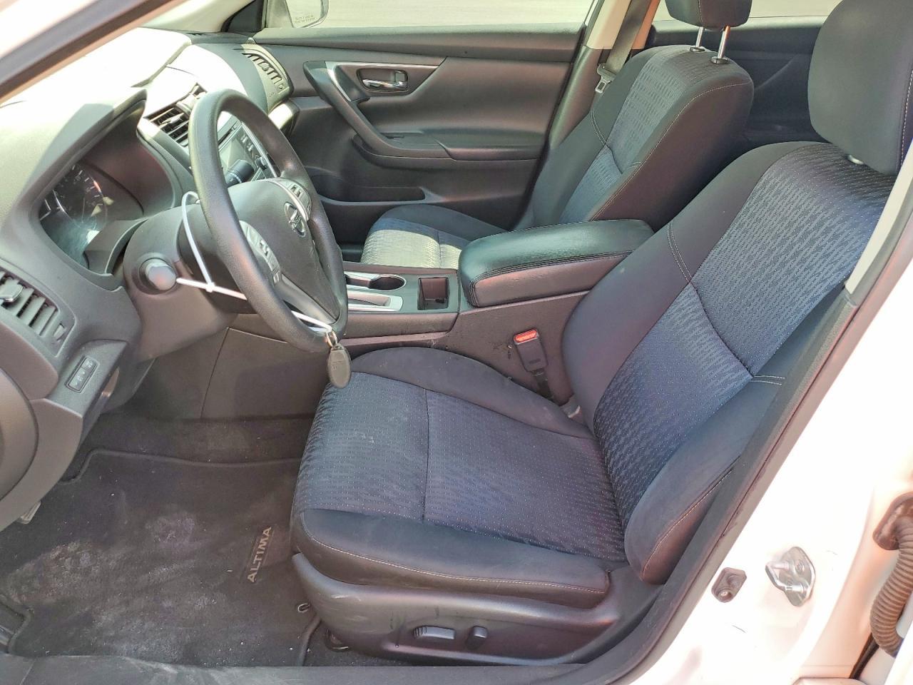 2016 Nissan Altima 2.5 S - Image 7