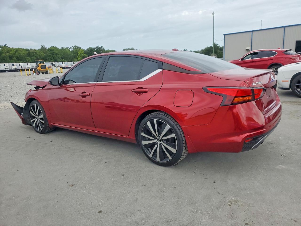 2020 Nissan Altima Sr - Фото 2