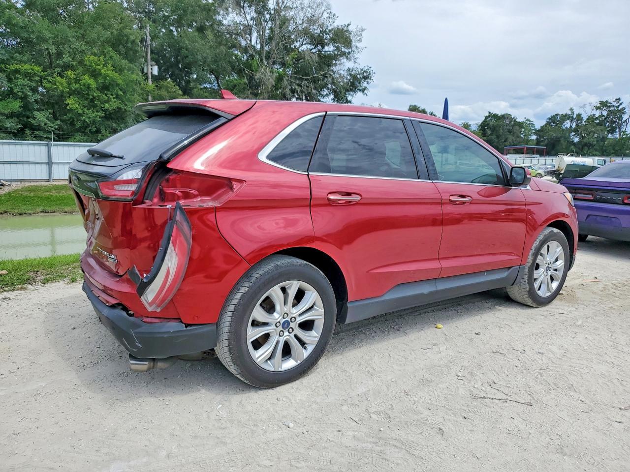 2020 Ford Edge Titanium - Фото 3
