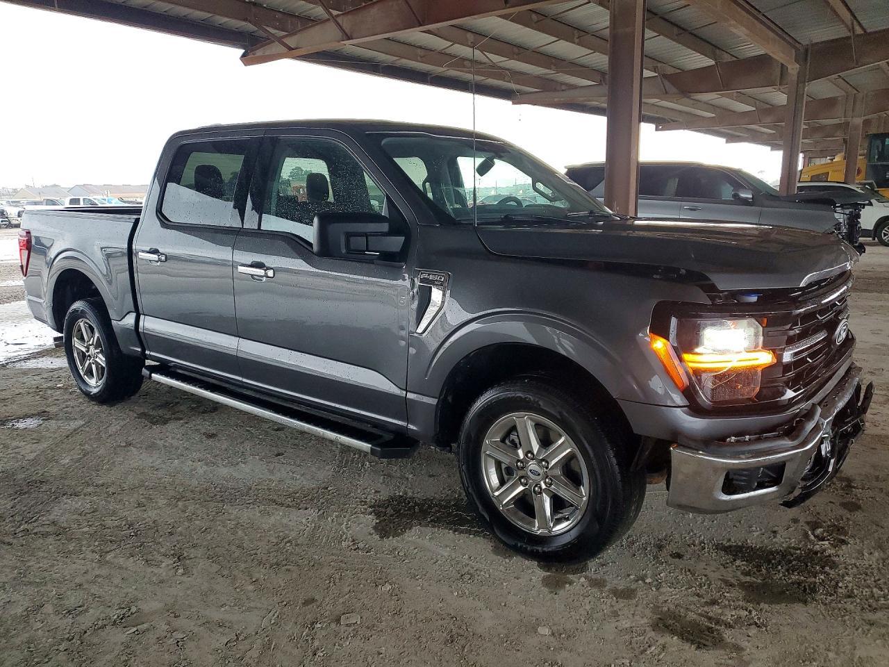 2025 Ford F150 Xlt - Image 4