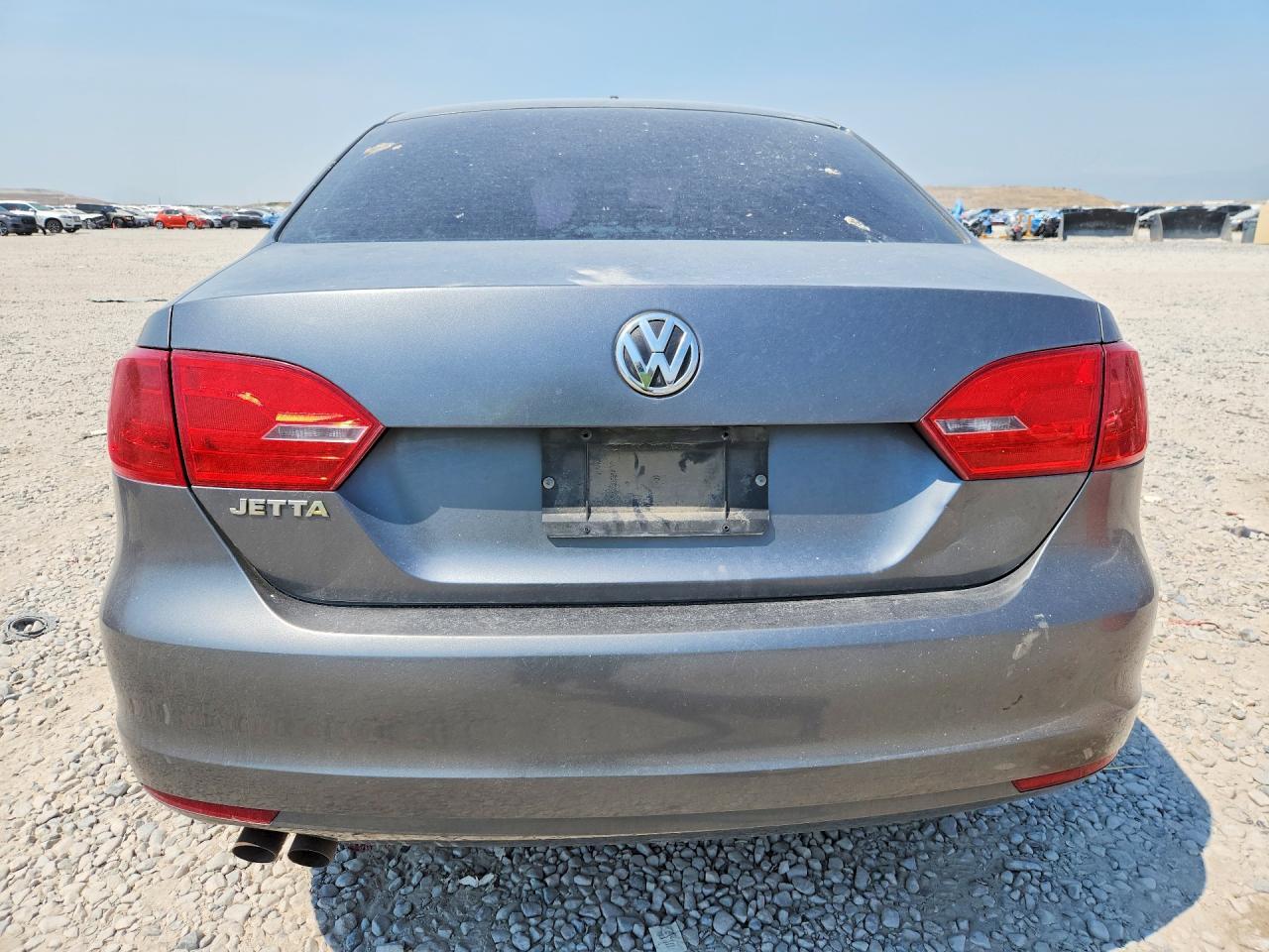 2011 Volkswagen Jetta Base - Image 6