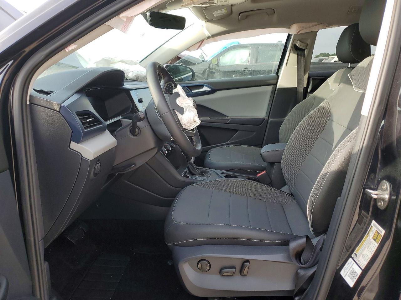 2023 Volkswagen Taos Se - Фото 7
