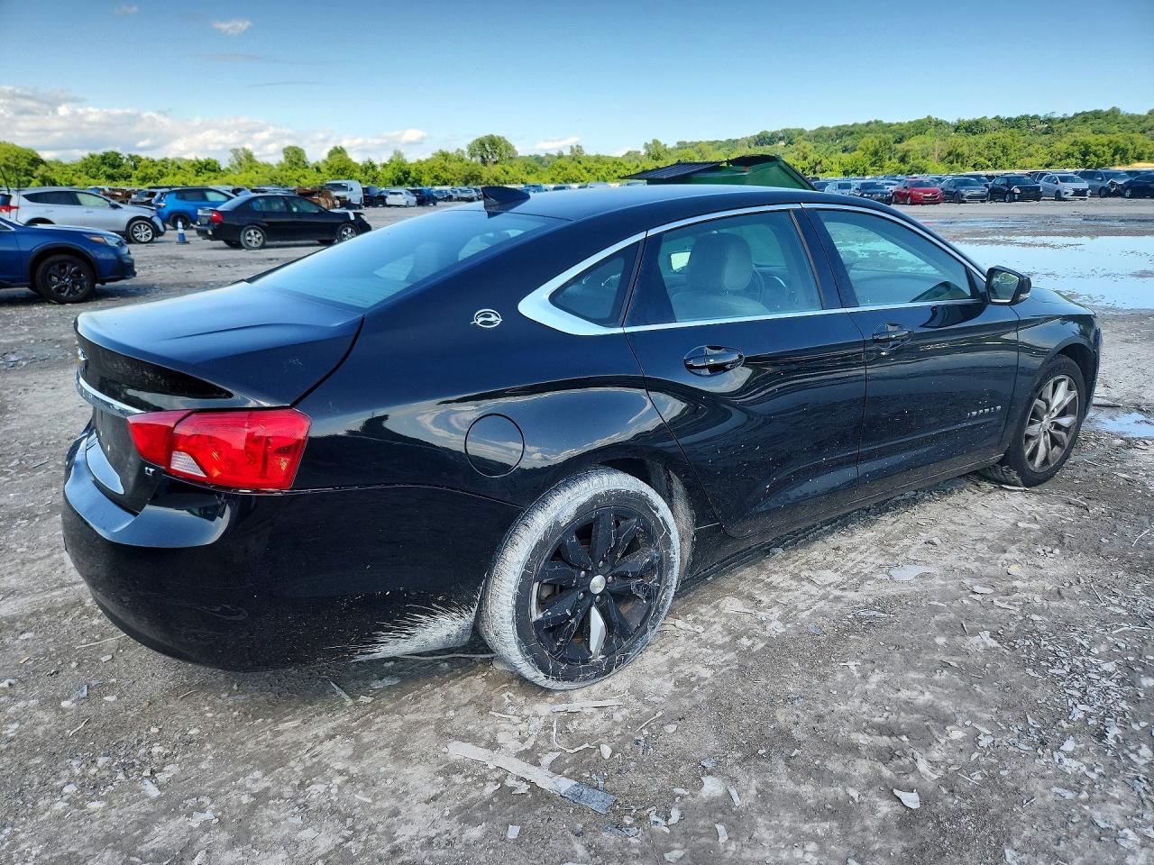 2019 Chevrolet Impala Lt - Image 3