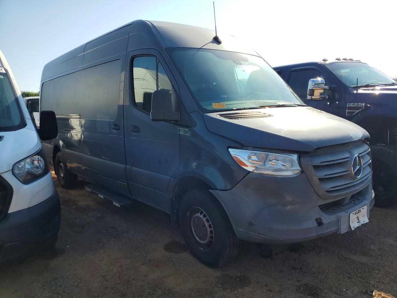 2019 Mercedes Benz Sprinter 2500 Delivery Van - Image 4