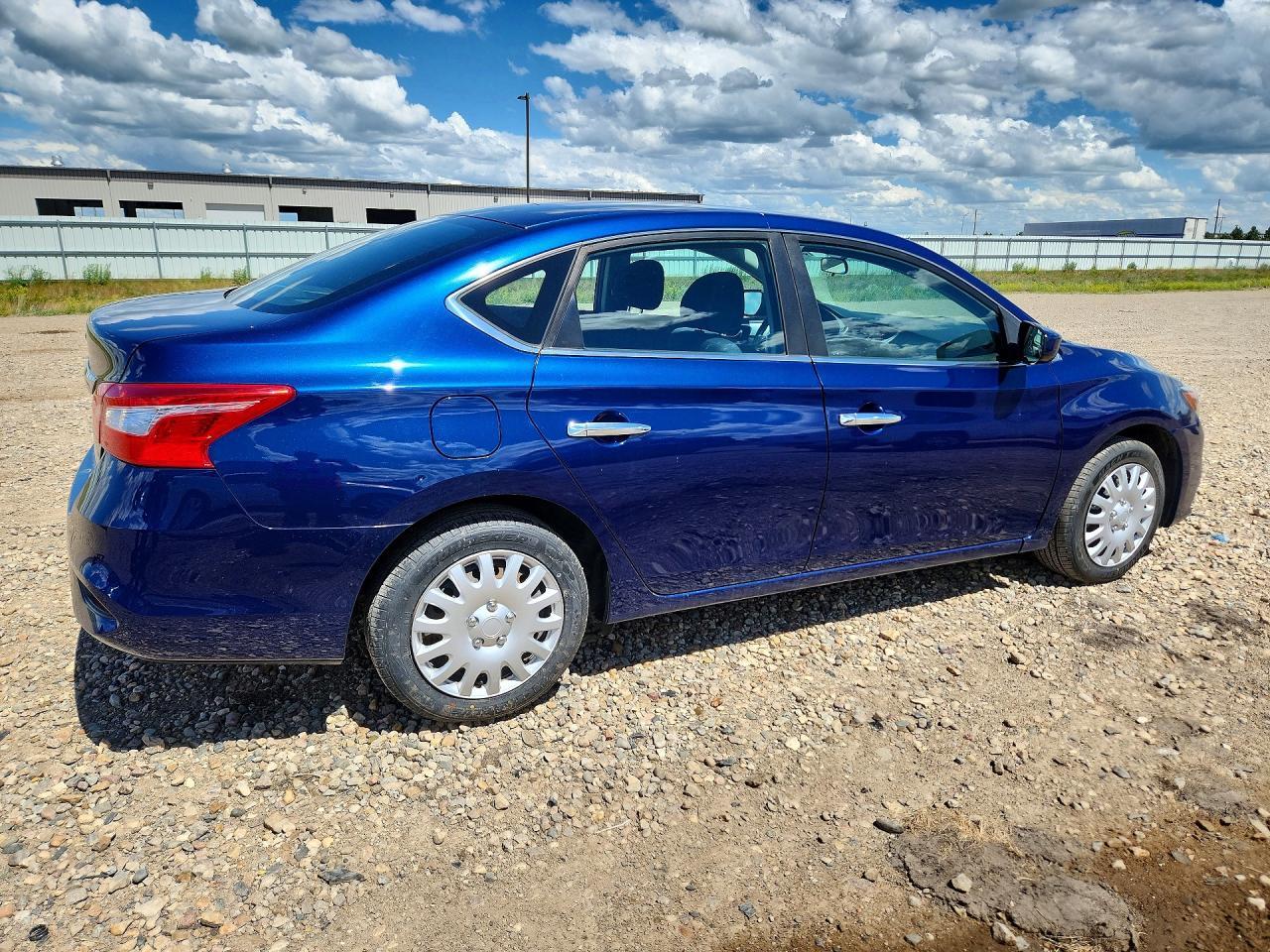 2017 Nissan Sentra S - Image 3