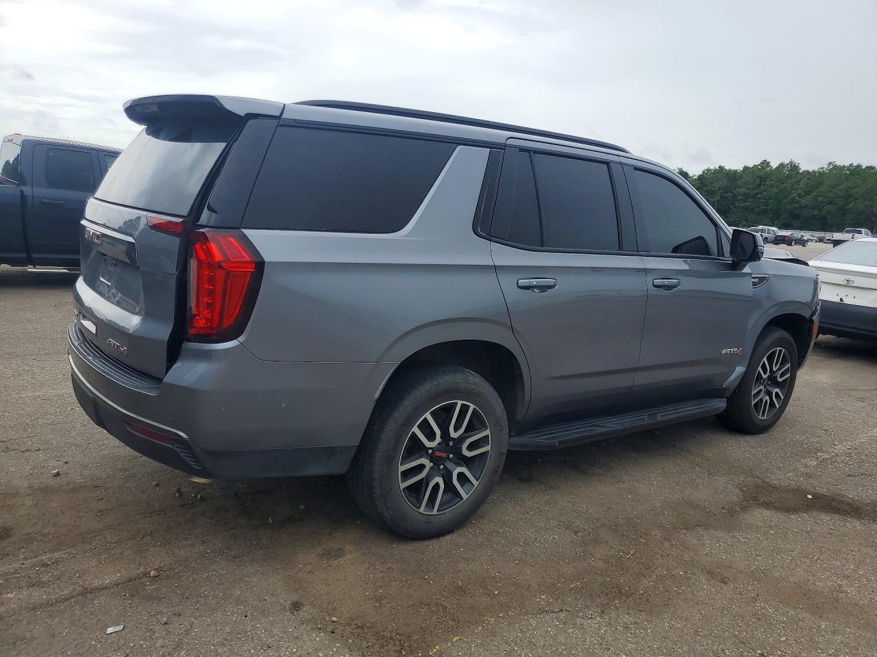 2021 GMC Yukon At4 - Image 3