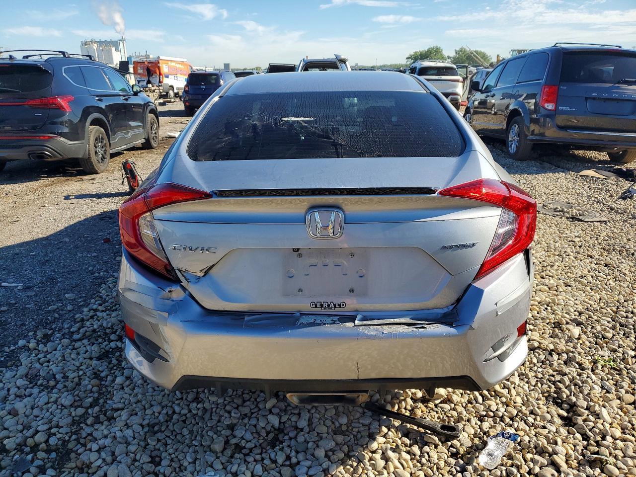 2019 Honda Civic Sport - Image 6