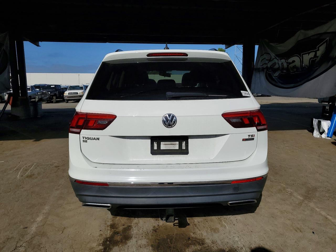 2018 Volkswagen Tiguan Se - Фото 6