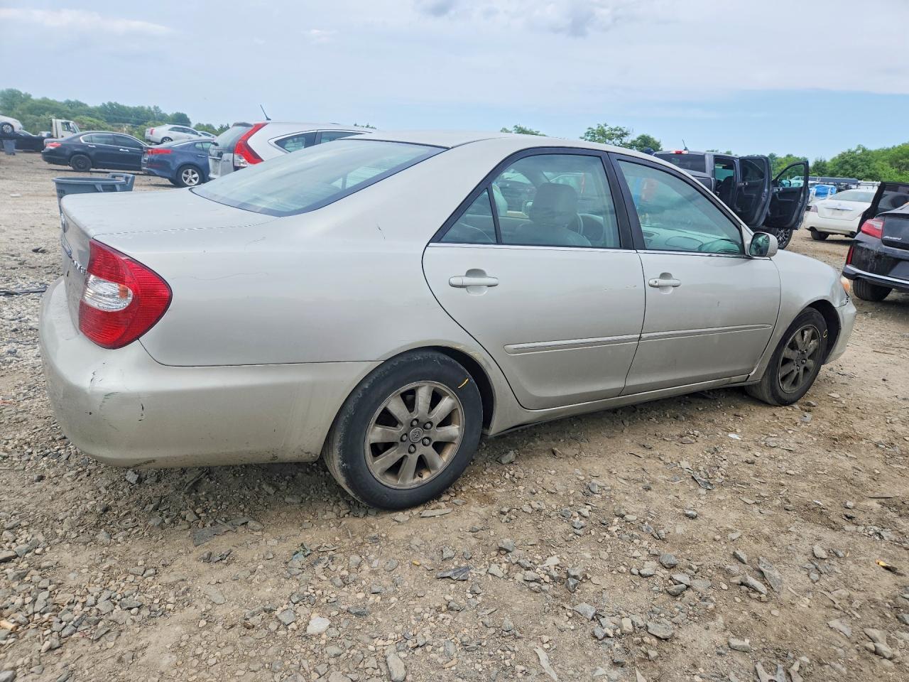2003 Toyota Camry Xle - Image 3