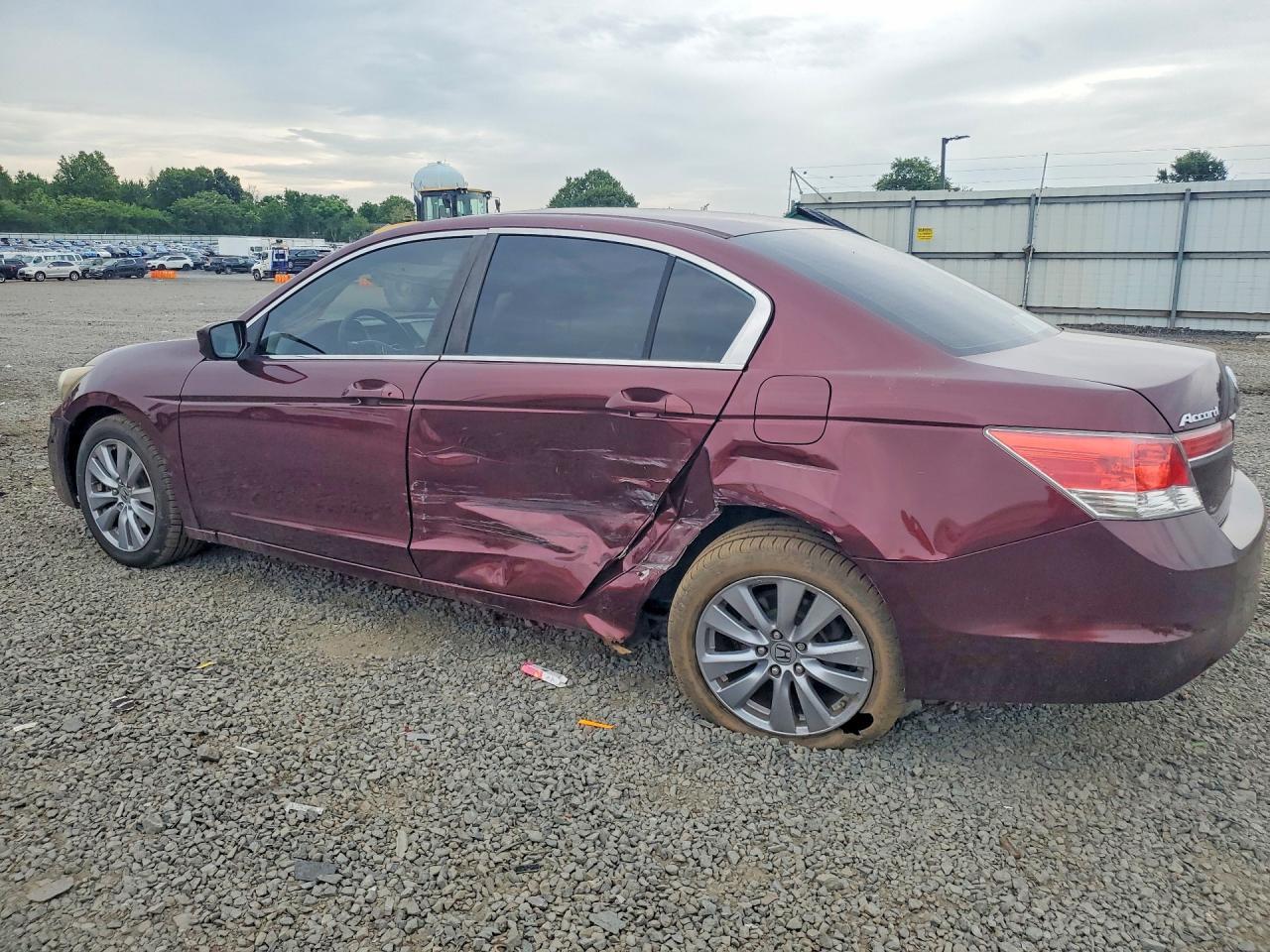 2011 Honda Accord Ex - Фото 2