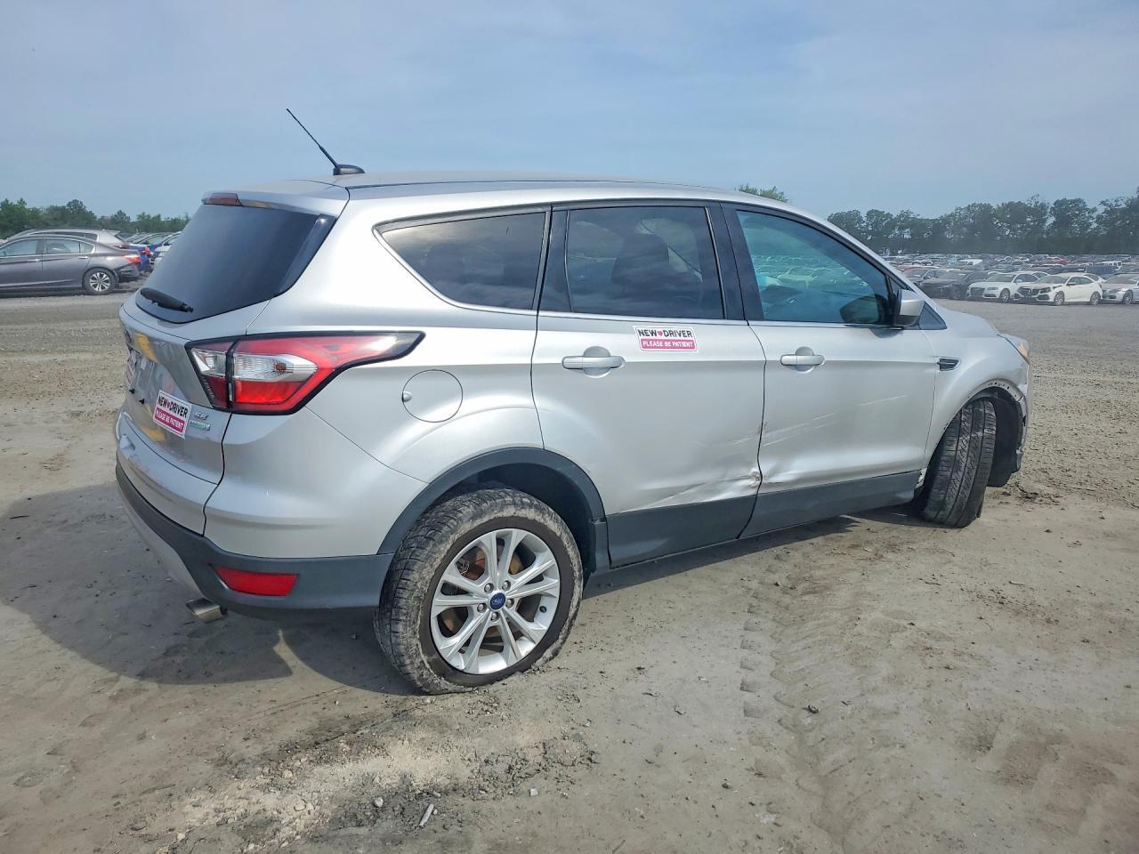 2017 Ford Escape Se - Image 3