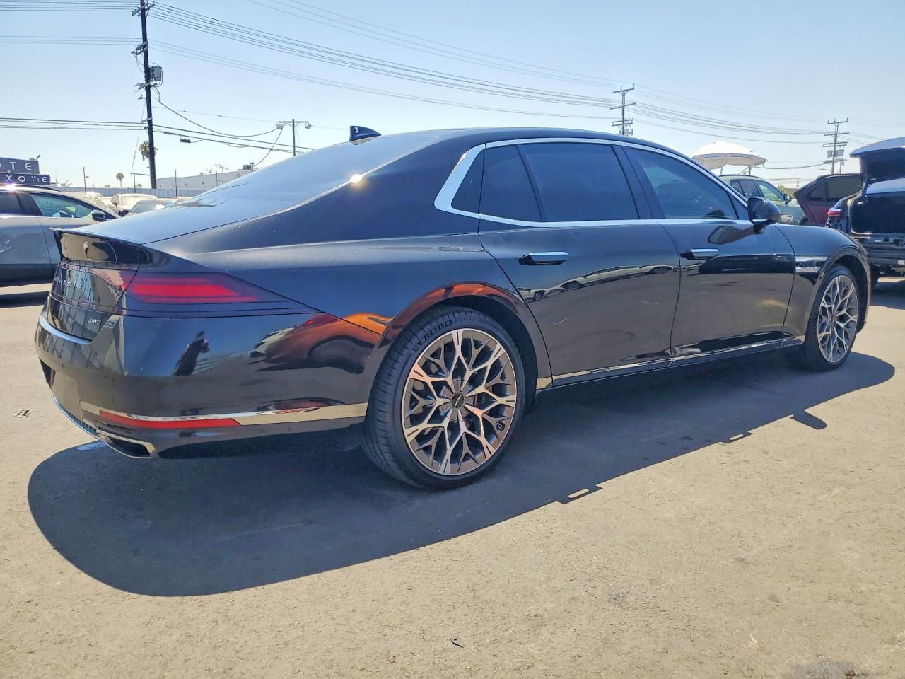 2025 Genesis G90 3.5T E-Supercharger - Фото 3
