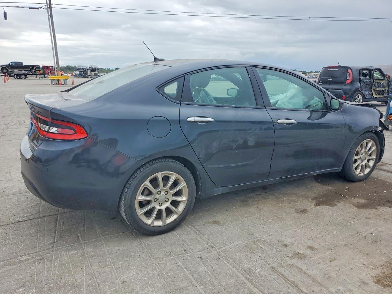 2013 Dodge Dart Limited - Фото 3