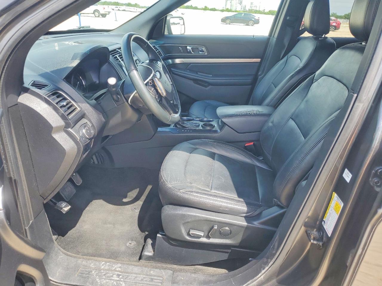 2018 Ford Explorer Xlt - Image 7