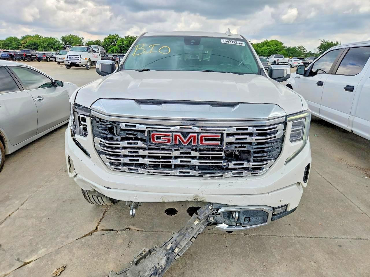2022 GMC Sierra K1500 Denali - Image 5