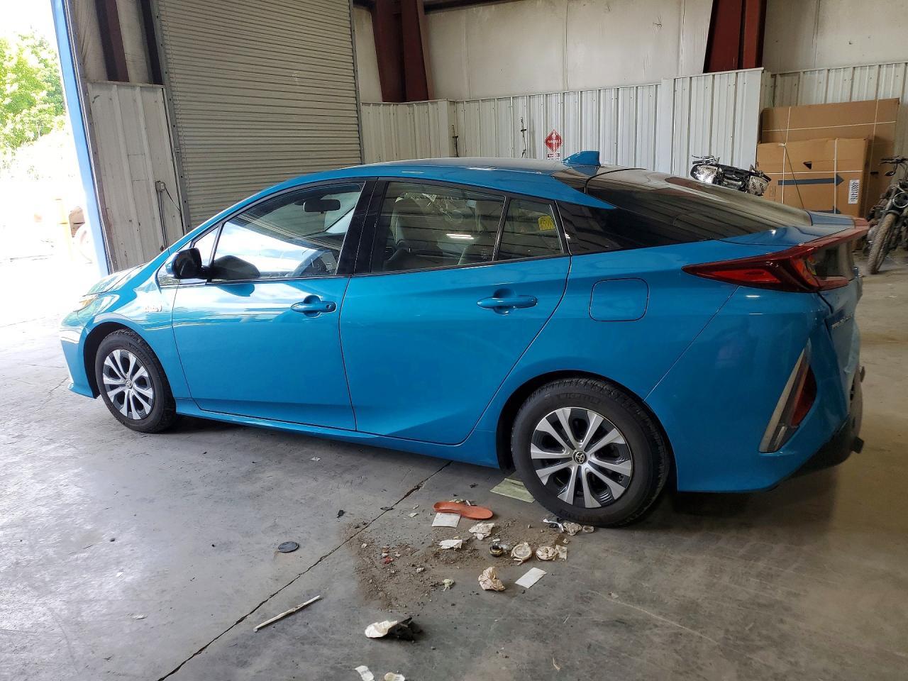 2020 Toyota Prius Prime Xle - Image 2