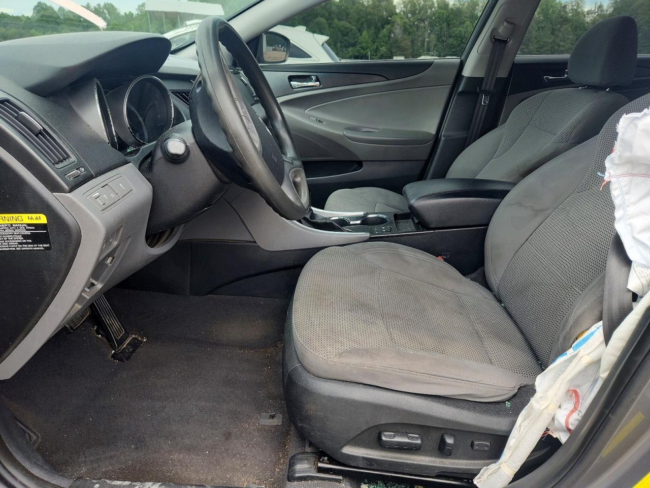 2014 Hyundai Sonata - Image 7
