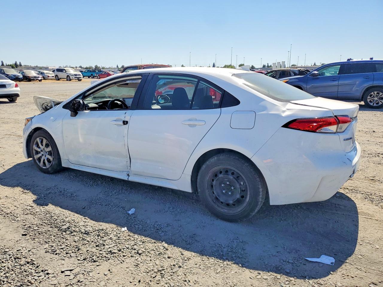 2021 Toyota Corolla Le - Фото 2