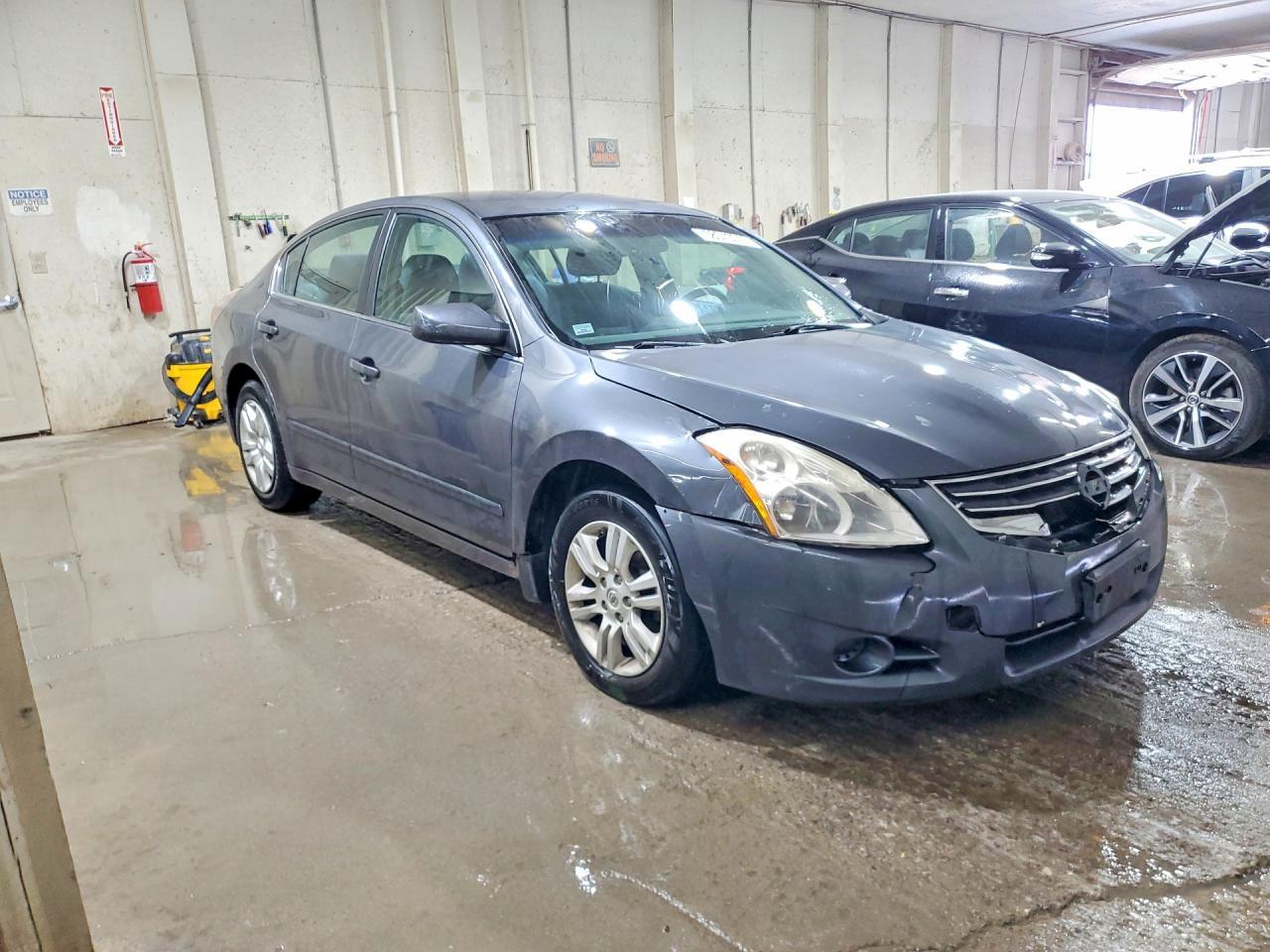 2012 Nissan Altima 2.5 - Фото 4