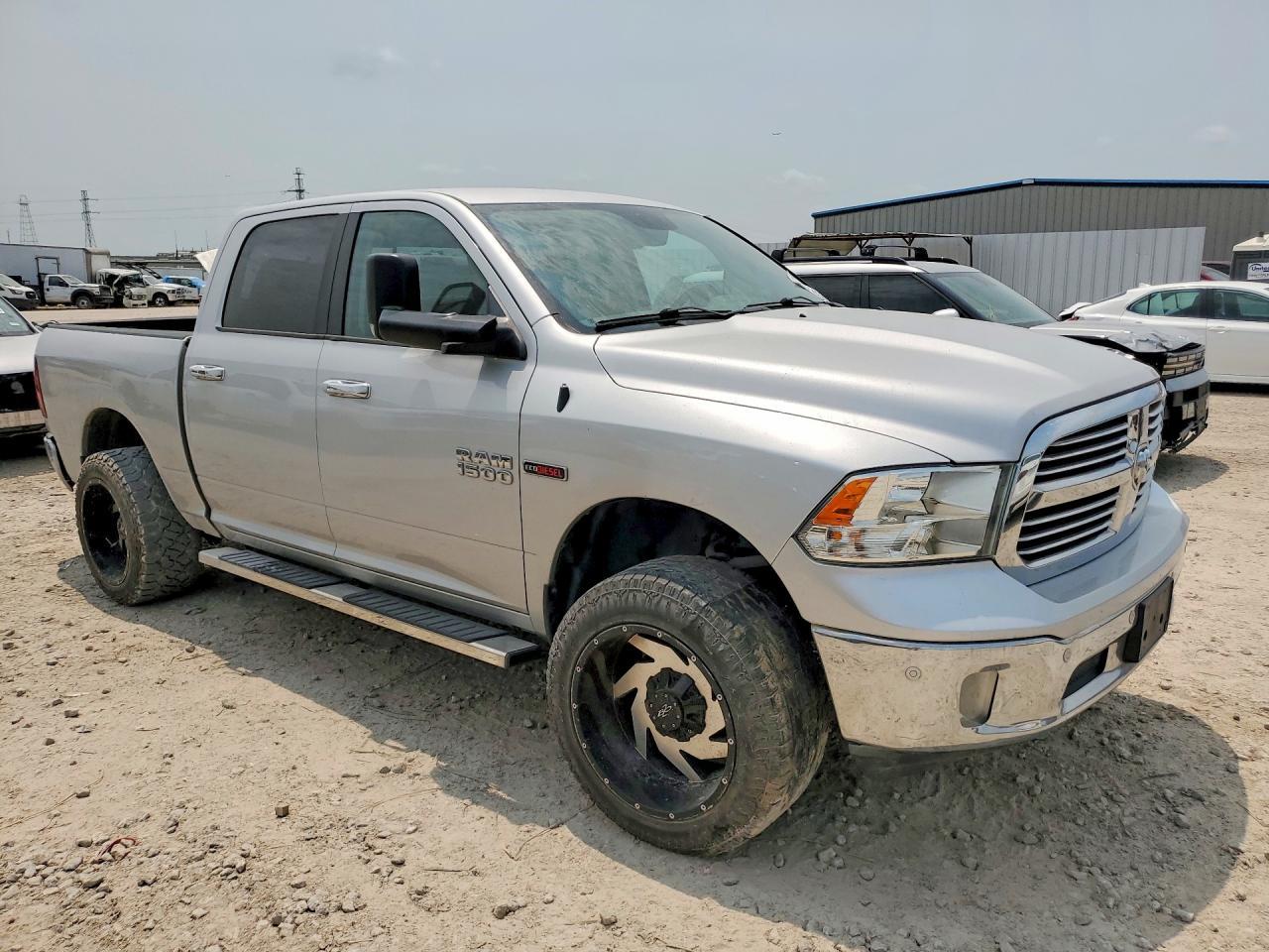 2017 Ram 1500 Slt - Image 4