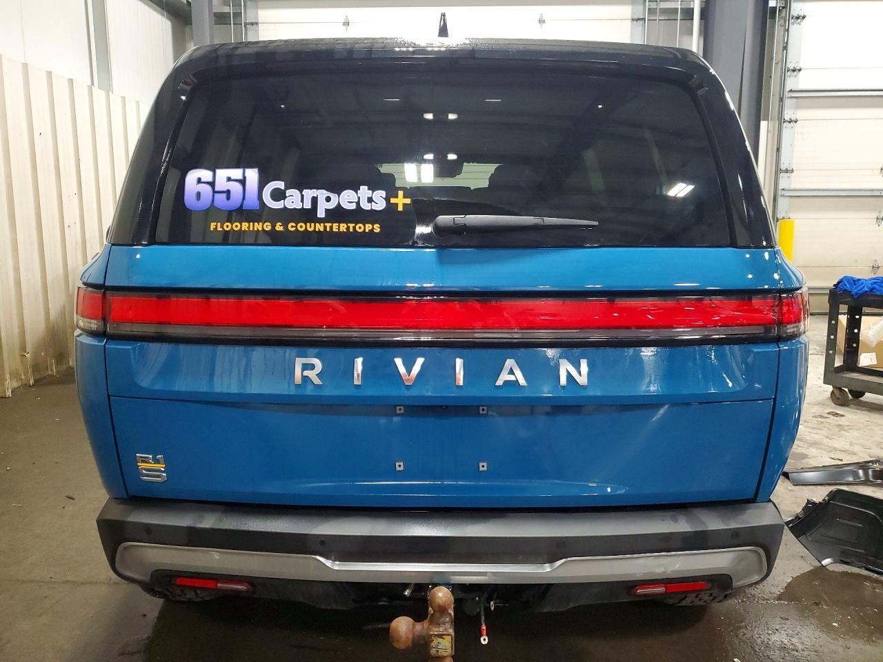 2023 Rivian R1S Adventure - Image 6