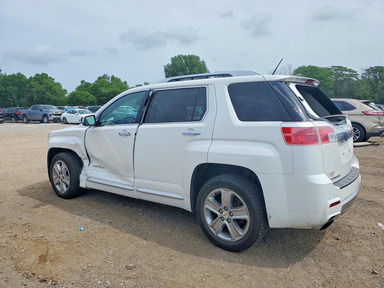 2013 GMC Terrain Denali - Image 2