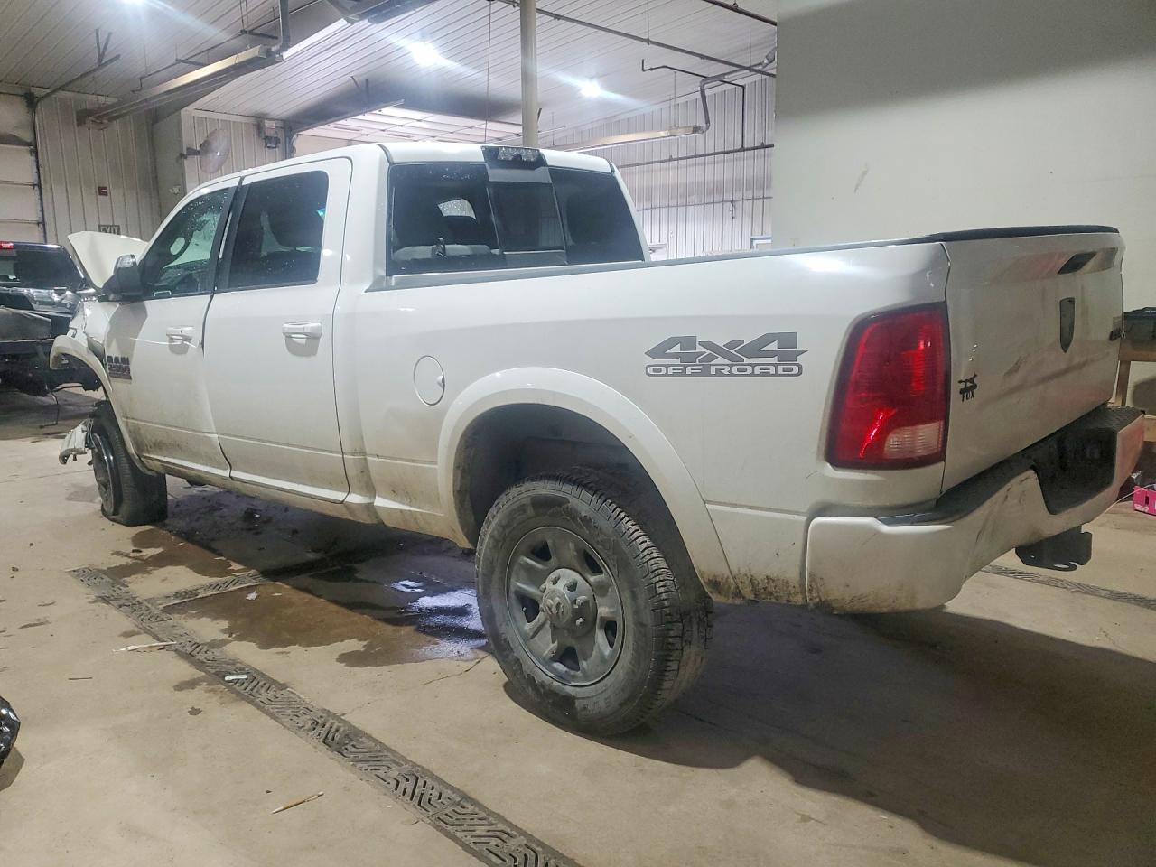 2017 Ram 2500 Slt - Фото 2