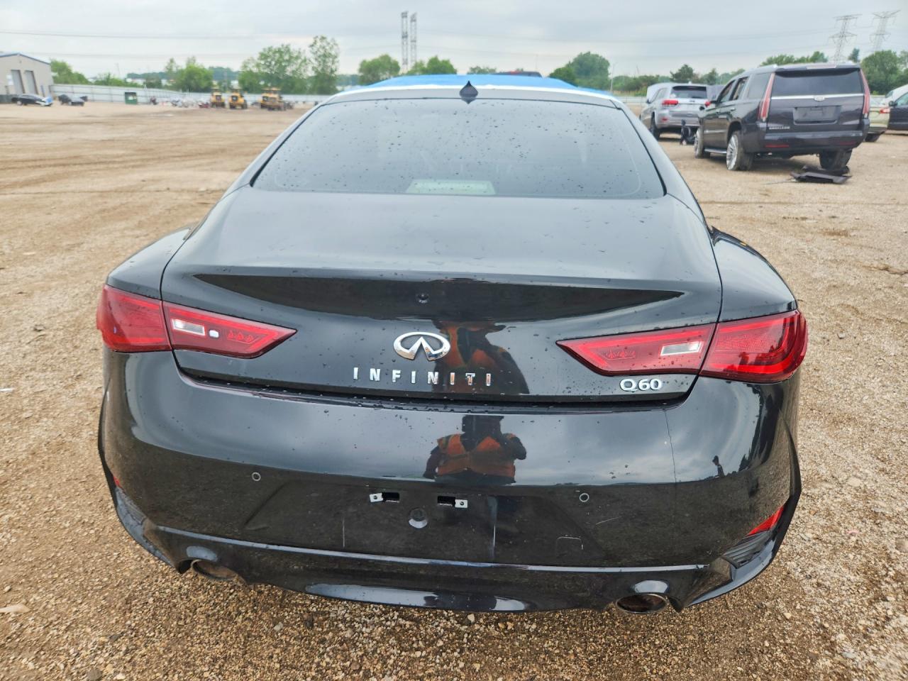 2022 Infiniti Q60 Luxe - Фото 6