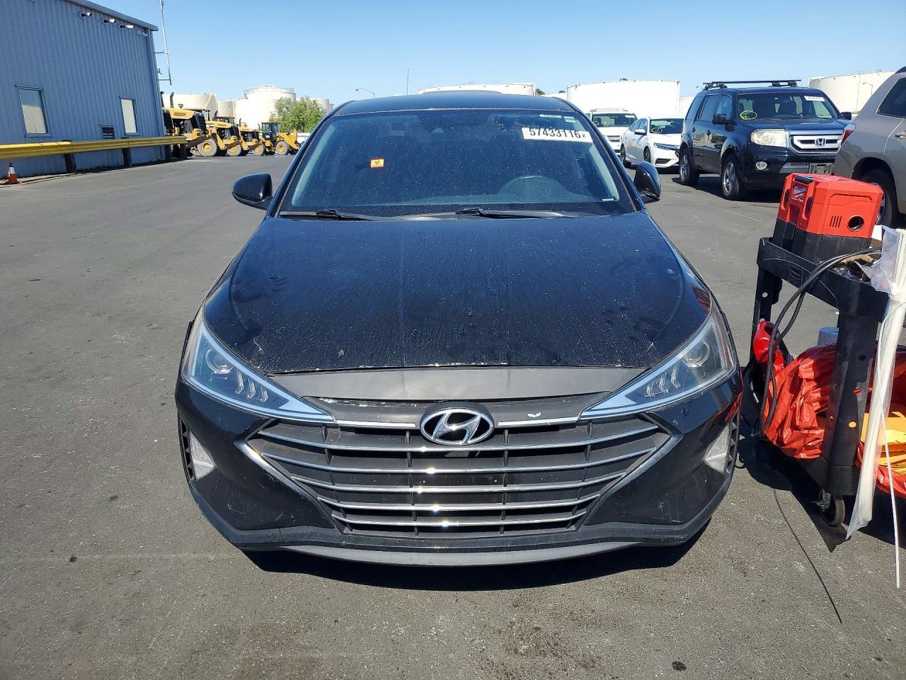 2019 Hyundai Elantra Sel - Фото 5