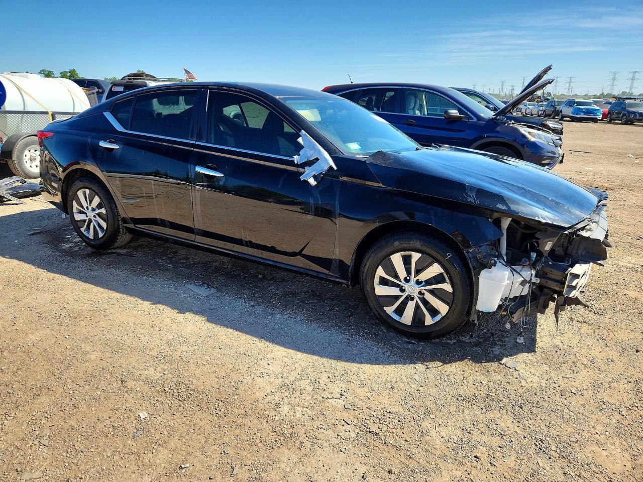 2020 Nissan Altima S - Фото 4