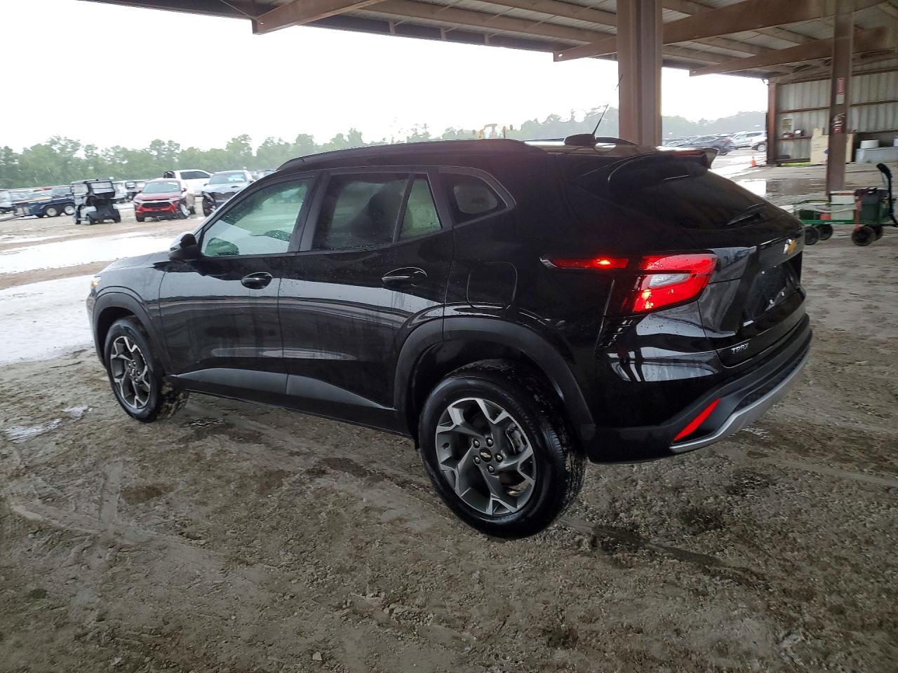2025 Chevrolet Trax 1Lt - Фото 2