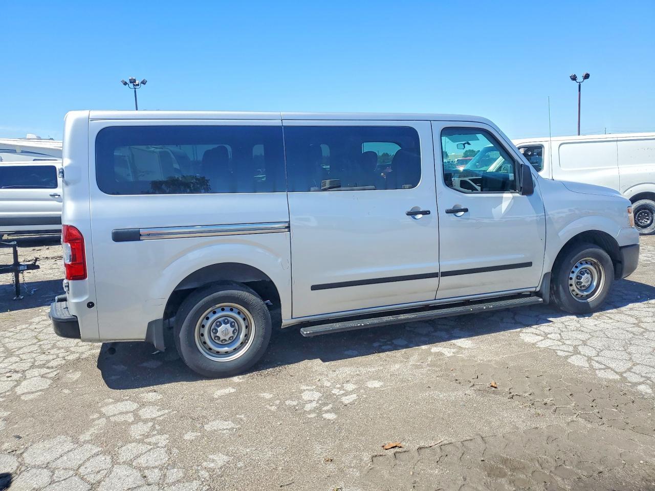 2020 Nissan Nv 3500 Hd S - Фото 3