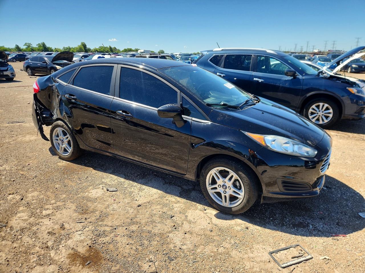 2018 Ford Fiesta Se - Фото 4