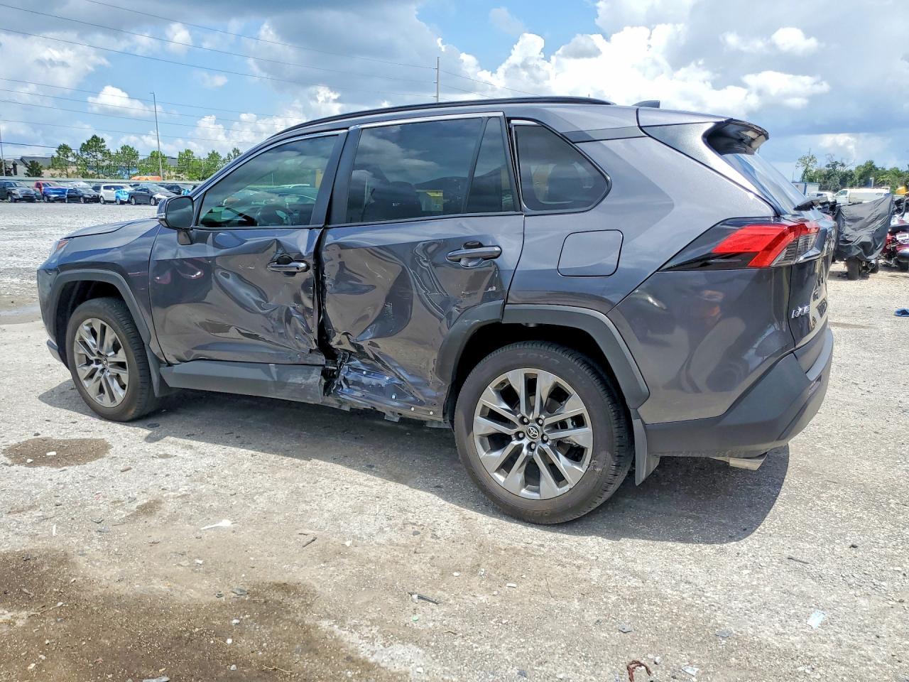 2024 Toyota Rav4 Xle Premium - Фото 2