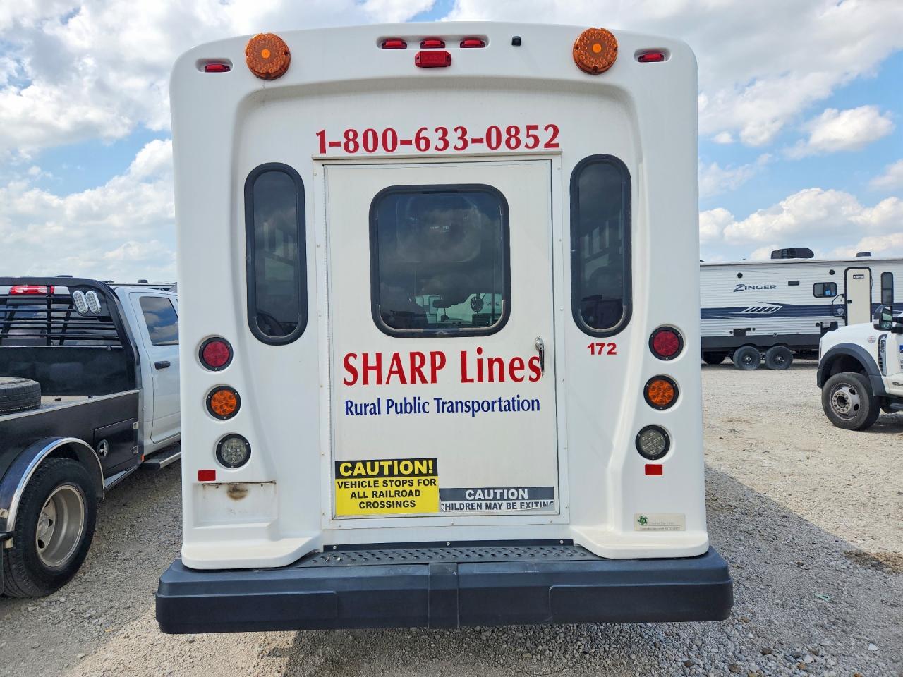 2021 Ford E350 Shuttle Bus - Фото 6