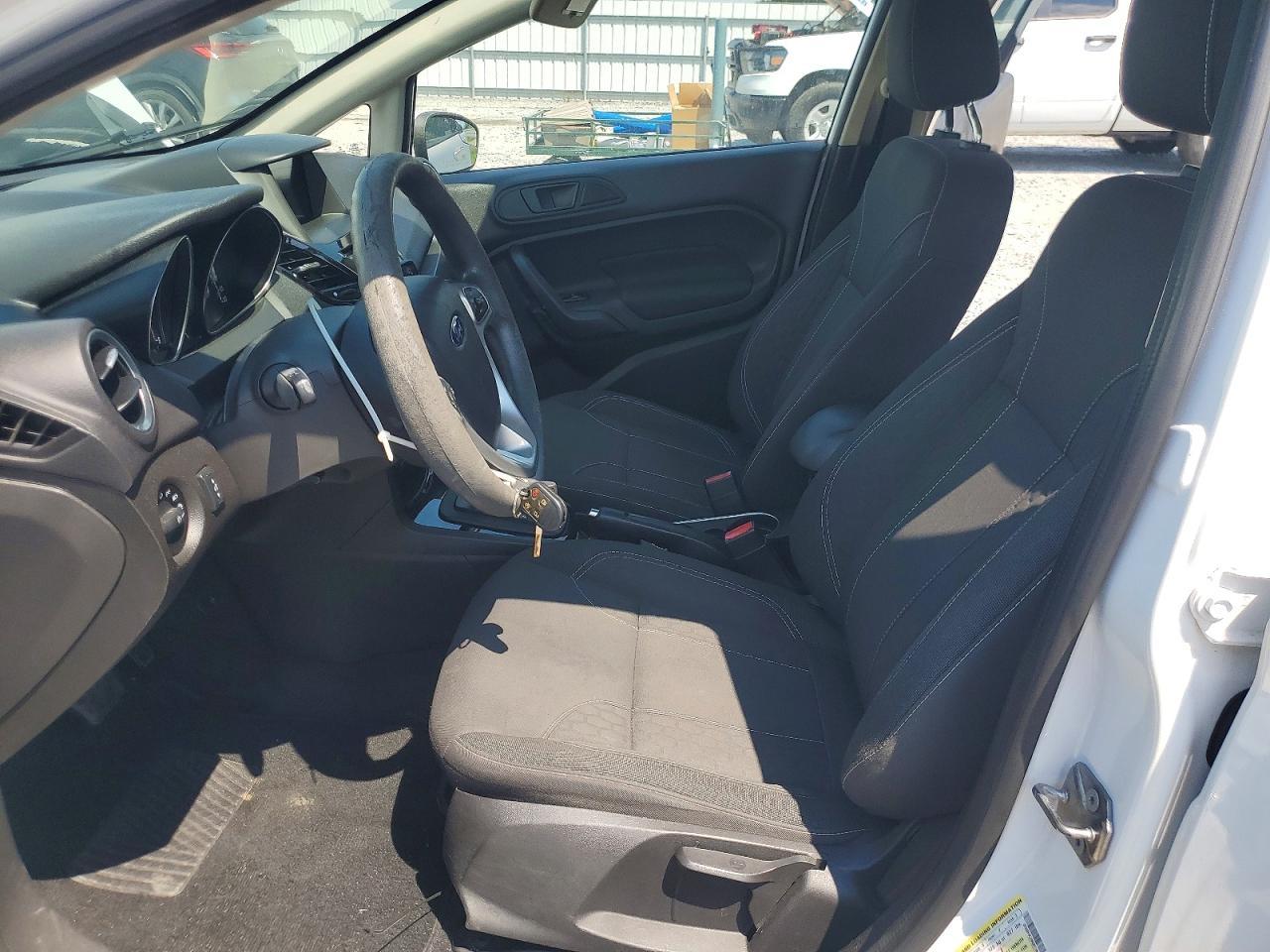 2019 Ford Fiesta Se - Image 7