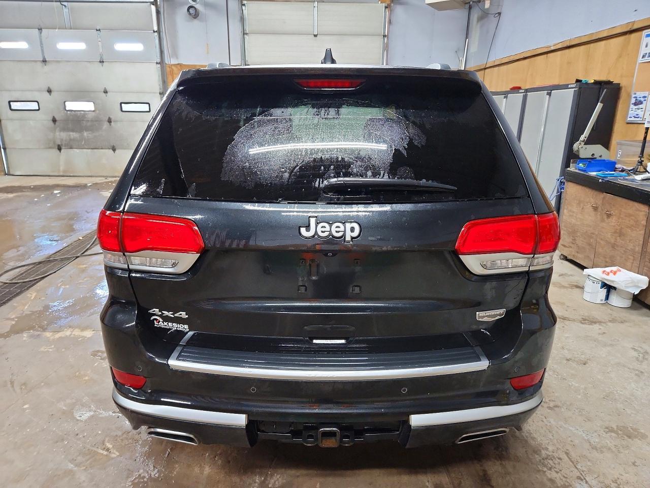 2016 Jeep Grand Cherokee Summit - Image 6