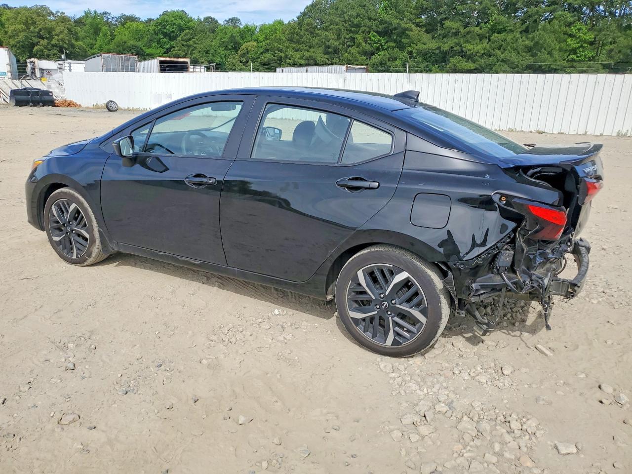 2025 Nissan Versa Sr - Image 2