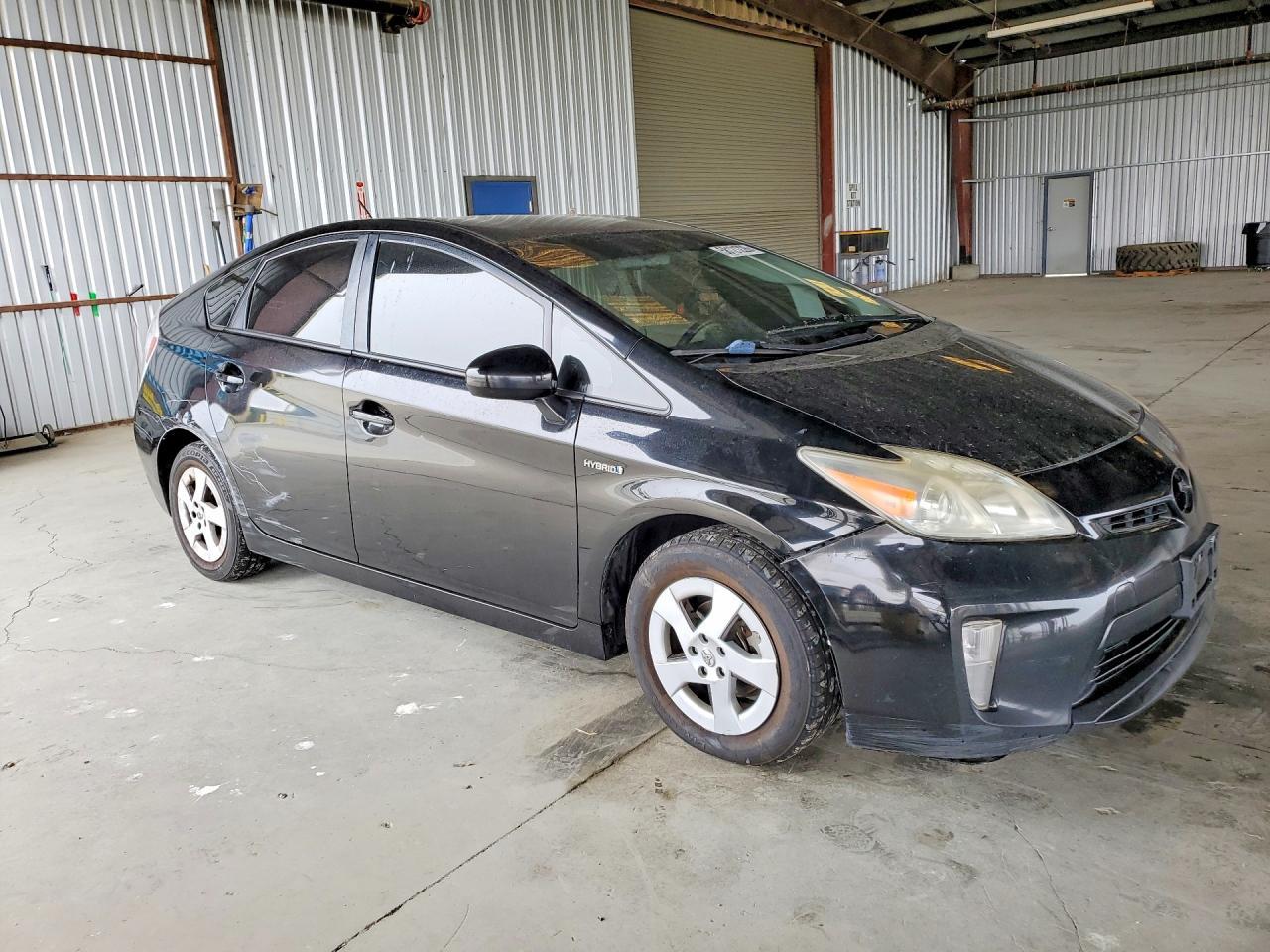 2012 Toyota Prius Three - Фото 4