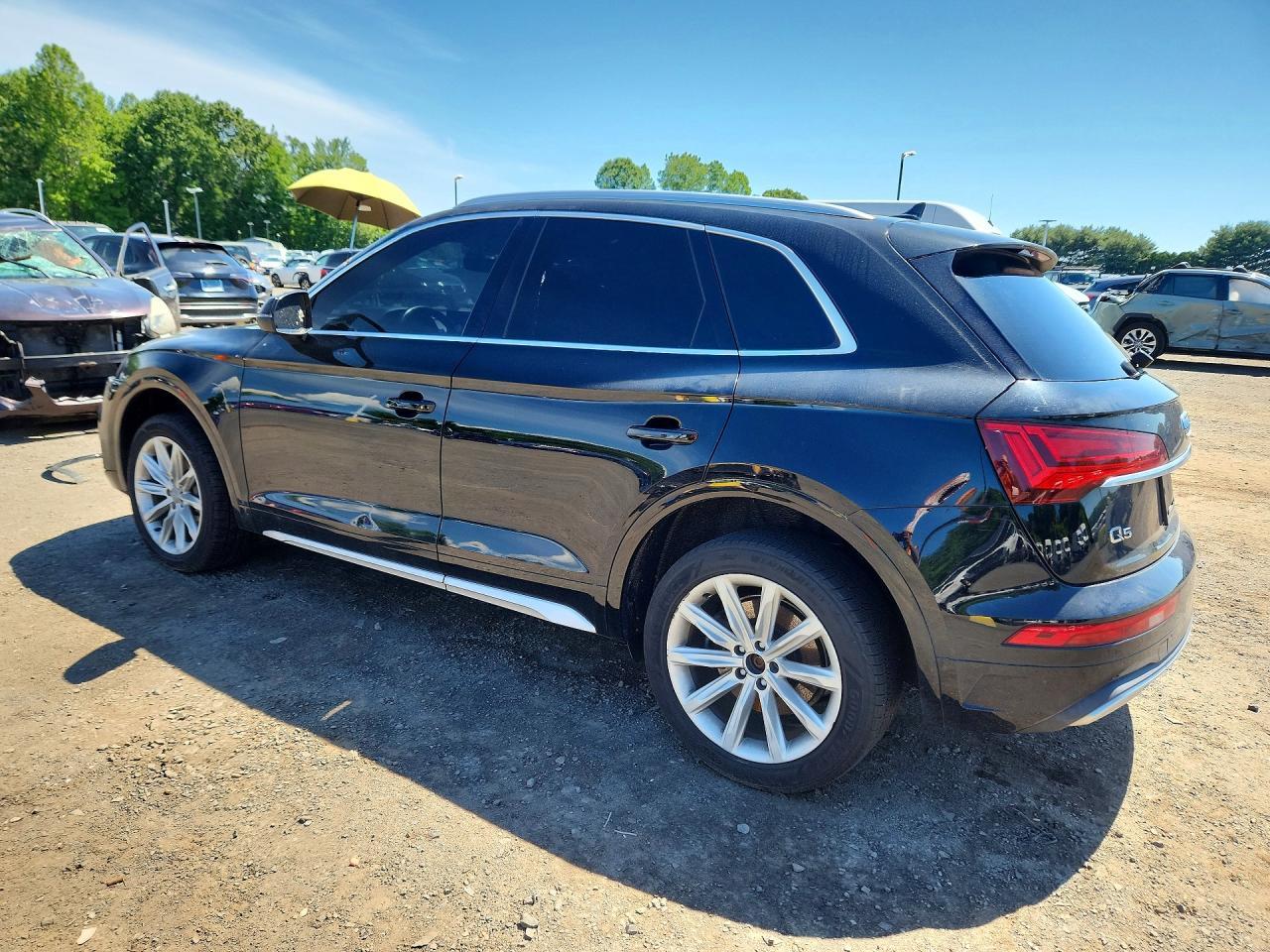 2021 Audi Q5 Premium - Фото 2